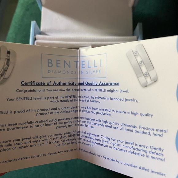 Bentelli pendant necklace - Picture 2 of 4